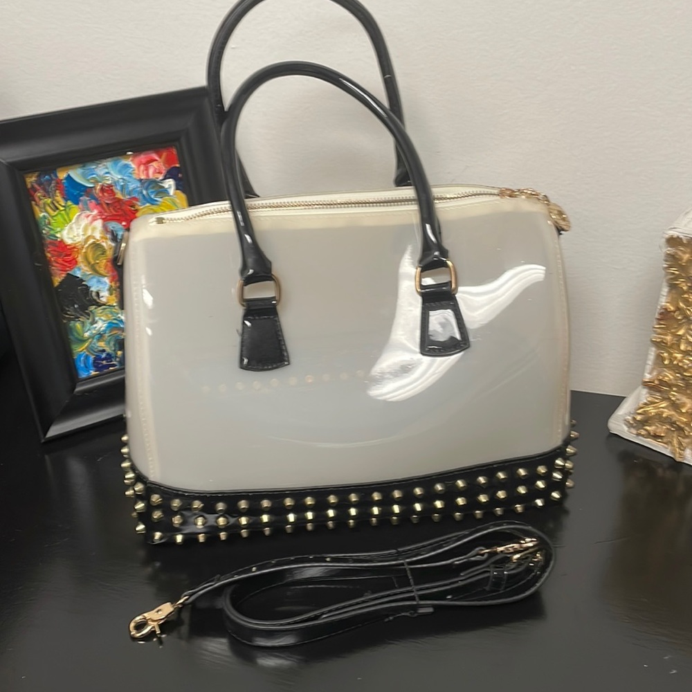 Ivory & Black Jelly Bag